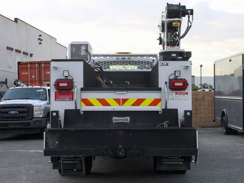 Used 2019 Ford F750 2WD Regular Cab Super Duty image 7