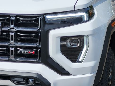 New 2026 GMC Canyon AT4 w/ Technology Plus Package image 39