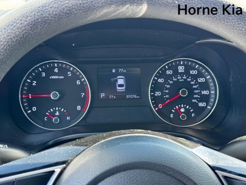 Used 2021 Kia Forte LXS image 17