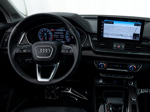Certified 2023 Audi Q5 2.0T Premium Plus w/ Premium Plus Package AWD/4WD image 16