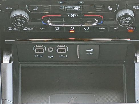 New 2025 Jeep Grand Cherokee Altitude image 15