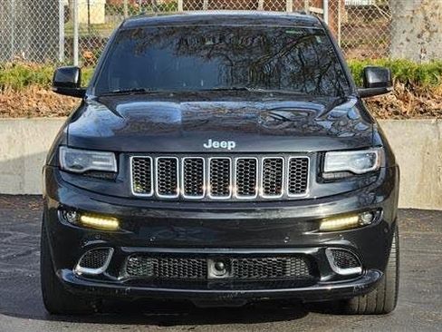 Used 2016 Jeep Grand Cherokee SRT AWD/4WD image 8