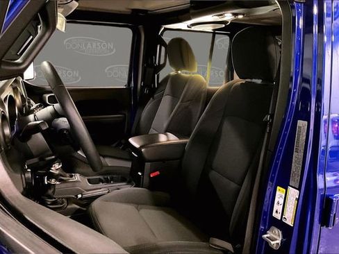 Used 2019 Jeep Wrangler Unlimited Sport S AWD/4WD image 13