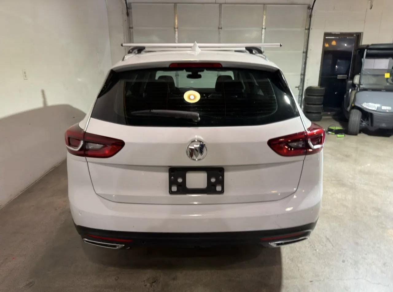 Used 2018 Buick Regal Essence w/ Driver Confidence Package #1 AWD/4WD image 6