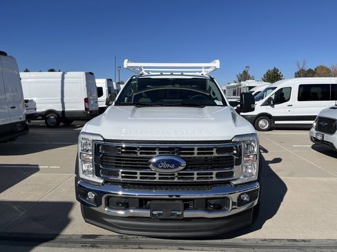 New 2026 Ford F550 4x4 Crew Cab image 2
