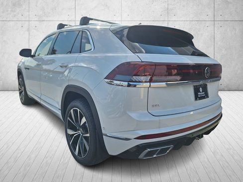 New 2026 Volkswagen Atlas Cross Sport SEL Premium R-Line image 3
