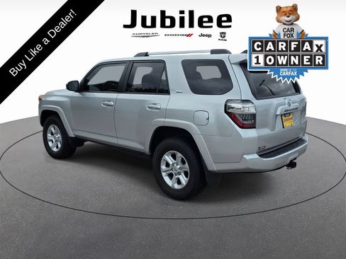 Used 2024 Toyota 4Runner SR5 AWD/4WD image 4
