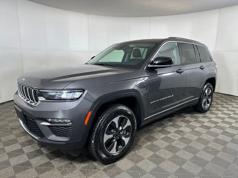 Used 2023 Jeep Grand Cherokee 4xe image 7