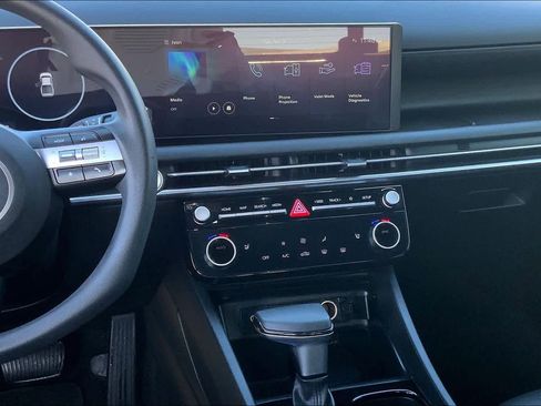 Used 2025 Hyundai Santa Cruz SEL image 7