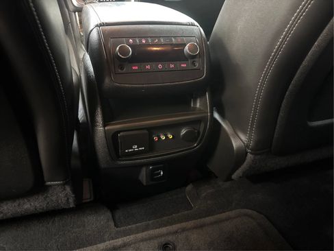 Used 2017 GMC Acadia Limited SLT AWD/4WD image 27