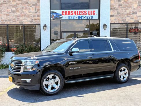Used 2015 Chevrolet Suburban LTZ RWD image 6