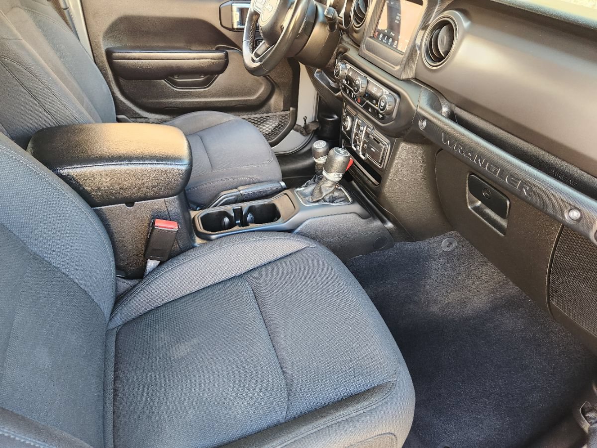 Used 2021 Jeep Wrangler Unlimited Sport AWD/4WD image 28