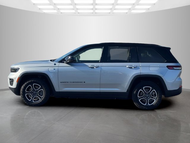 Certified 2023 Jeep Grand Cherokee Trailhawk AWD/4WD image 4