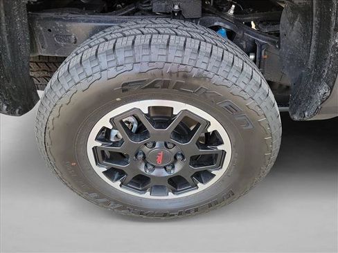 Used 2026 Toyota Tacoma TRD Off-Road AWD/4WD image 12