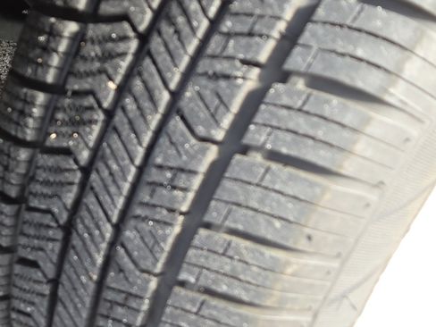 Used 2016 Nissan Rogue SV image 9