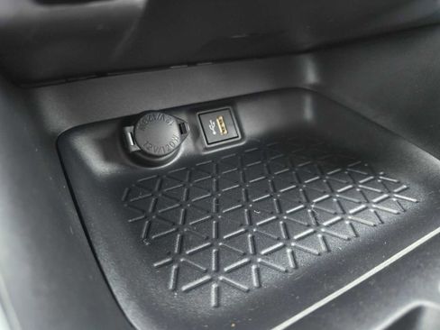 Certified 2025 Toyota RAV4 LE image 36