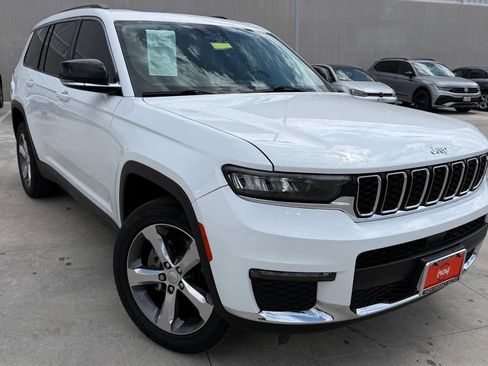 Used 2022 Jeep Grand Cherokee L Limited AWD/4WD image 1