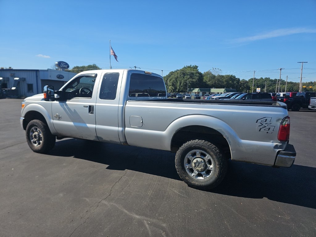 Used 2011 Ford F250 XLT w/ XLT Premium Pkg AWD/4WD image 11