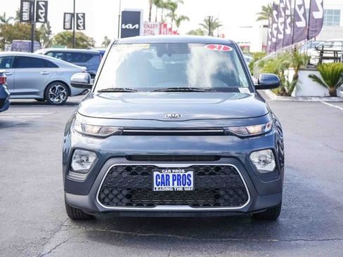 Used 2021 Kia Soul S FWD image 3