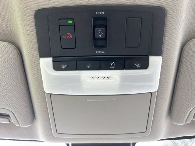 Used 2023 Nissan Altima 2.5 SV w/ SV Premium Package FWD image 39