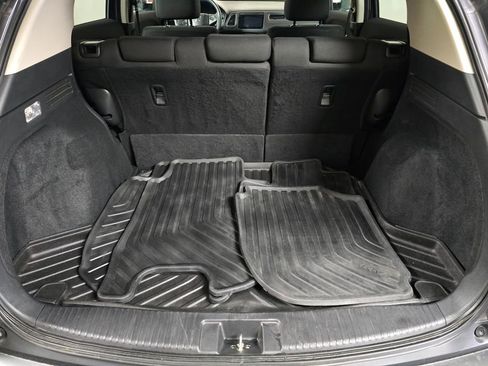 Used 2017 Honda HR-V EX image 10