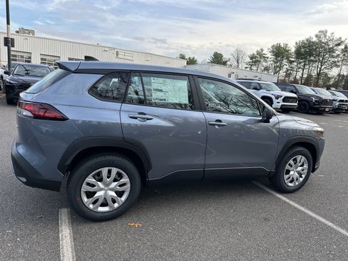 Used 2026 Toyota Corolla Cross L image 17