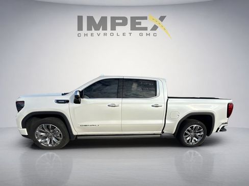 Used 2023 GMC Sierra 1500 Denali w/ Denali Reserve Package AWD/4WD image 2