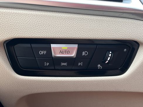 New 2026 BMW 330i Sedan w/ M Sport Package image 15