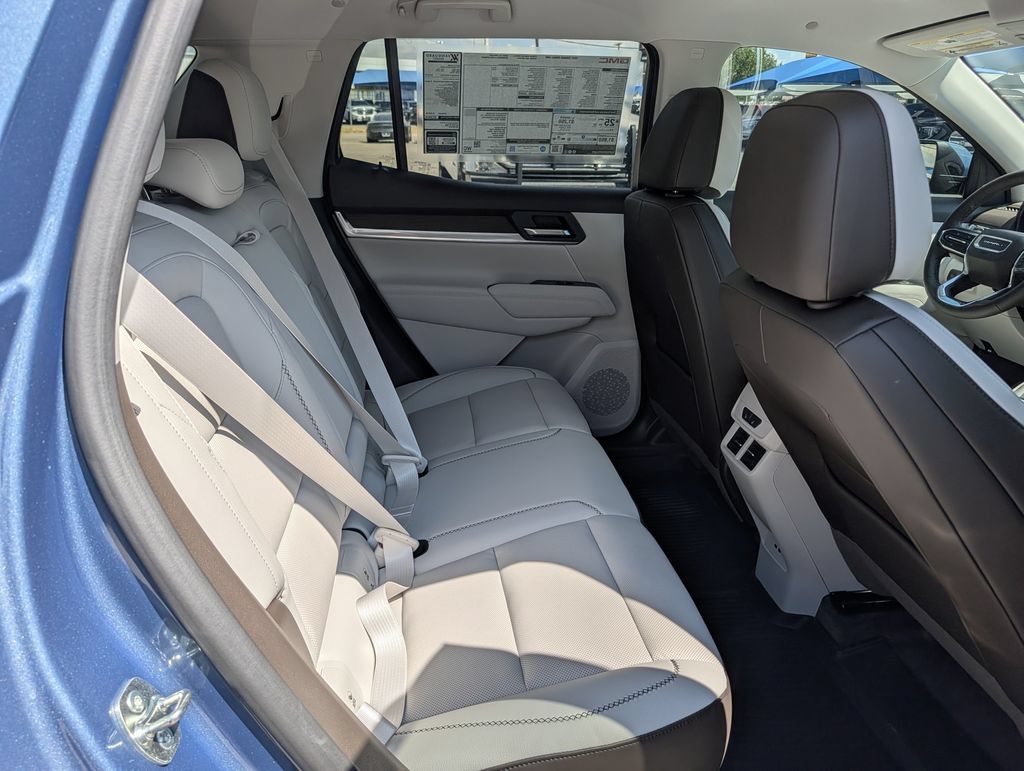 New 2027 GMC Terrain Denali w/ LPO, Floor Liner Package AWD/4WD image 27