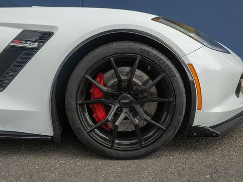 Used 2019 Chevrolet Corvette Z06 image 9