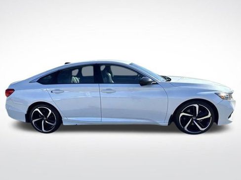 Used 2022 Honda Accord Sport image 8
