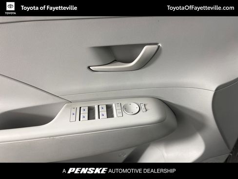 Used 2024 Hyundai Kona SEL w/ Convenience Package image 22