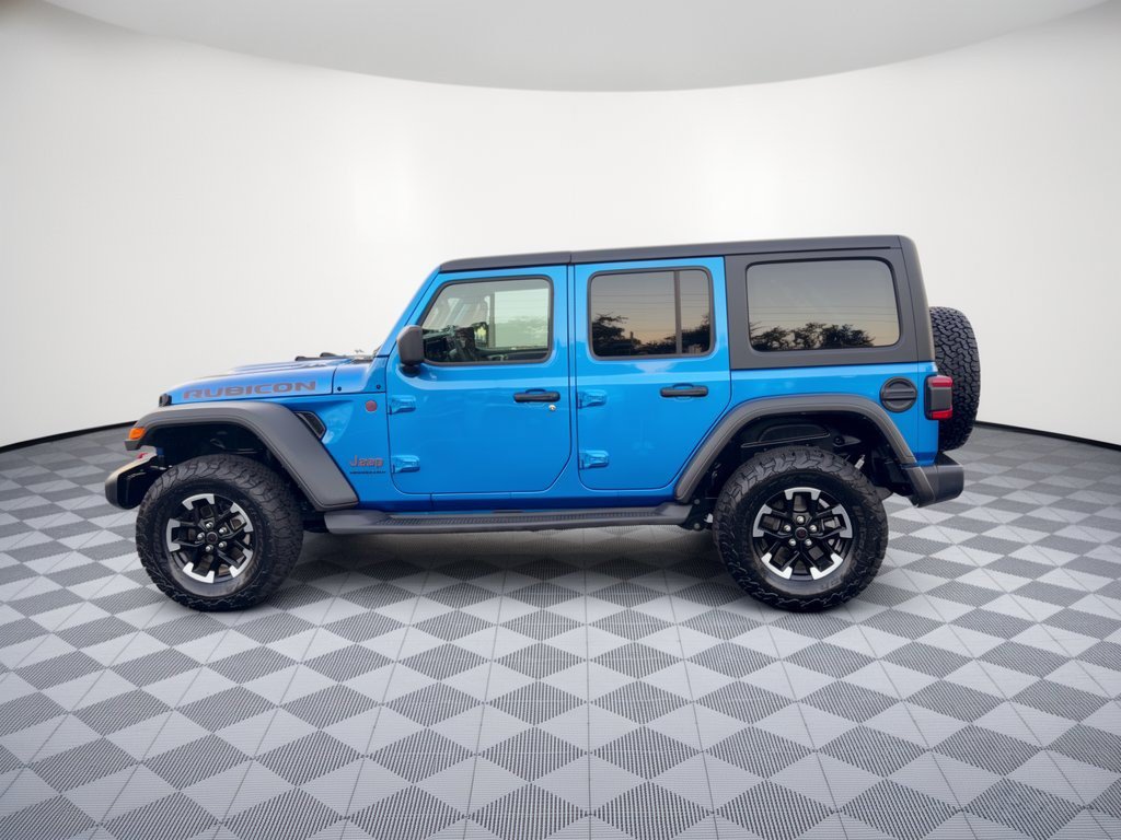 Used 2024 Jeep Wrangler Unlimited Rubicon w/ Technology Group AWD/4WD image 2