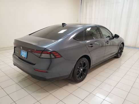 Certified 2025 Honda Accord SE image 27