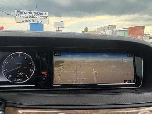 Used 2016 Mercedes-Benz S 550 4MATIC Sedan image 5