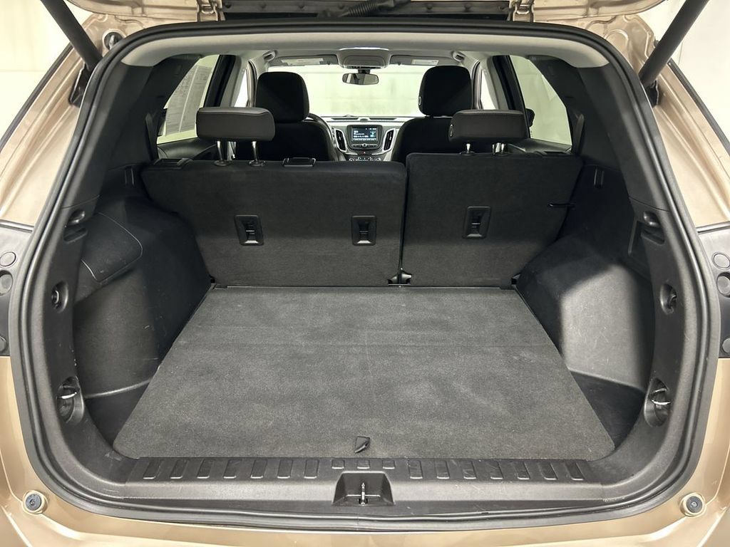 Used 2018 Chevrolet Equinox LT AWD/4WD image 21