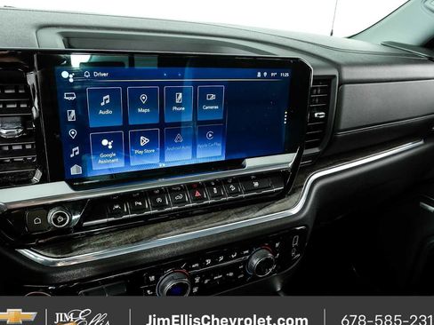 Used 2023 Chevrolet Silverado 1500 LTZ AWD/4WD image 13