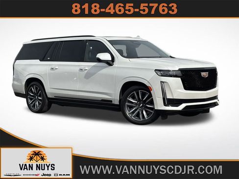 Used 2024 Cadillac Escalade ESV Sport Platinum w/ Heavy-Duty Trailer Package image 1