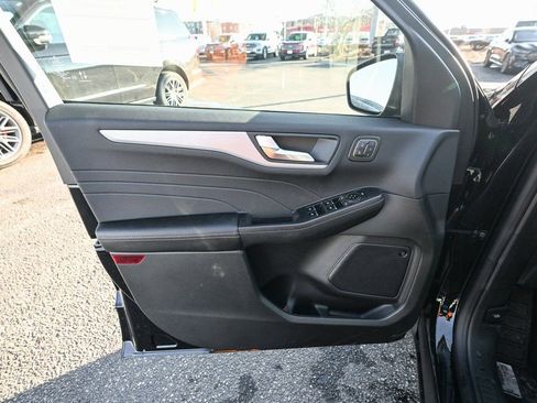 New 2026 Ford Escape Platinum w/ Premium Technology Package image 17