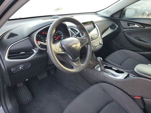 Used 2020 Chevrolet Malibu LS image 19