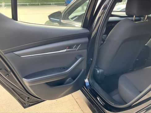 New 2026 MAZDA MAZDA3 s FWD image 19