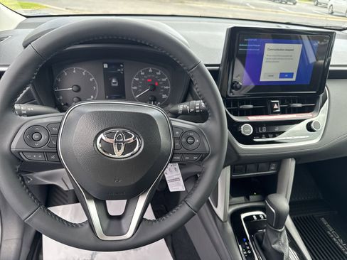 New 2025 Toyota Corolla Cross LE image 16