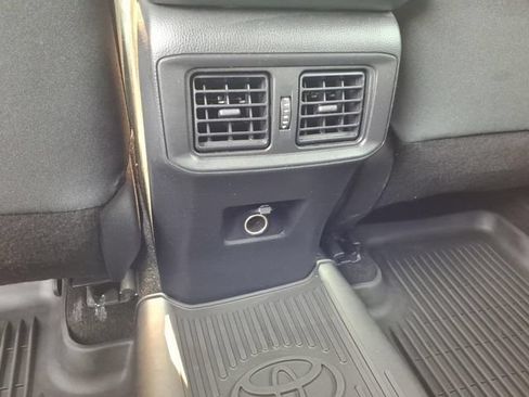 Used 2024 Toyota RAV4 LE AWD/4WD image 11