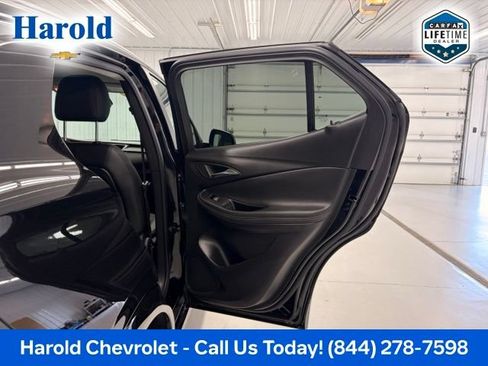 Used 2023 Buick Encore GX Select w/ Sport Touring Package FWD image 8