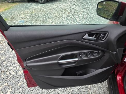 Used 2014 Ford C-MAX Energi SEL w/ Equipment Group 302A image 11