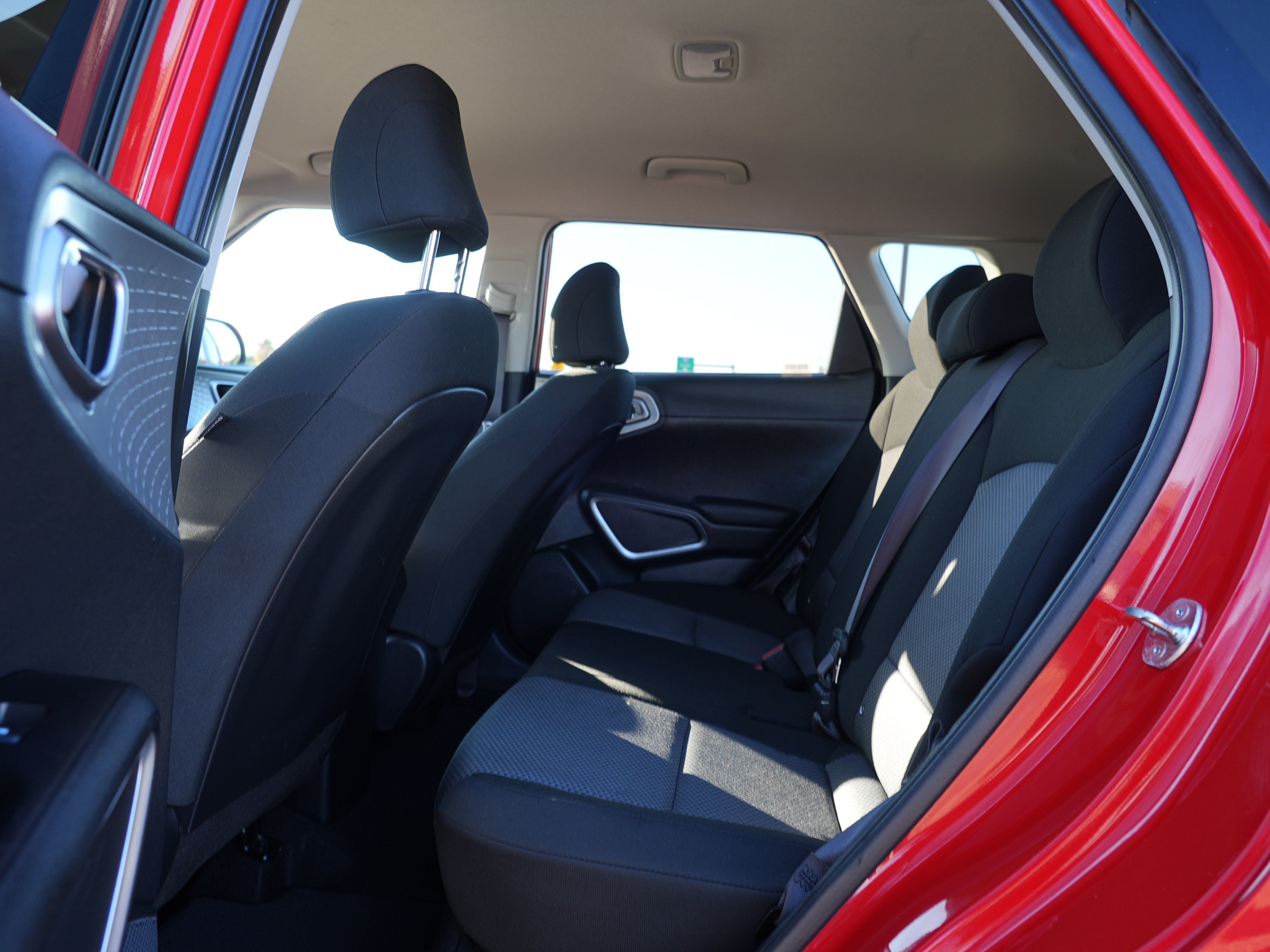 Used 2024 Kia Soul LX w/ Option Group 015 FWD image 18