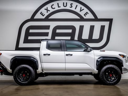 Used 2026 Toyota Tacoma TRD Pro image 8