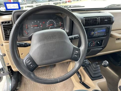 Used 2002 Jeep Wrangler Sahara image 10