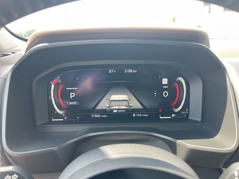 Used 2021 Nissan Rogue Platinum image 26