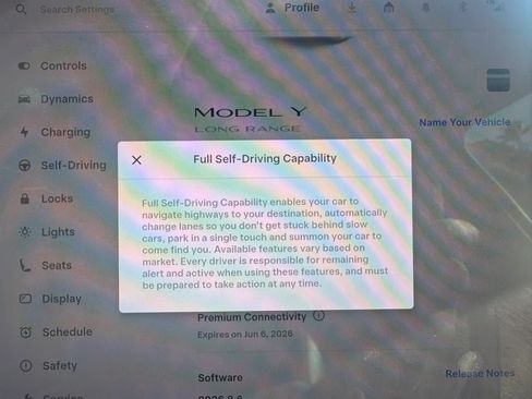 Used 2024 Tesla Model Y Long Range AWD/4WD image 19